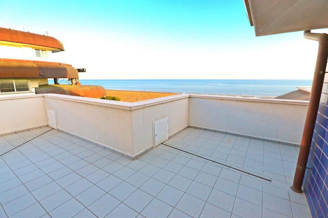 Apartments In Lignano 21657 Lignano Sabbiadoro Bagian luar foto